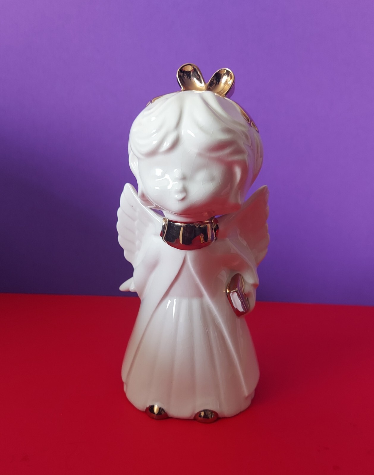 Lenox Porcelain Young Girl Angel Leans In For Kiss With Gold Figurine 8 Inch EUC Lenox Porcelain Young Girl Angel Leans In For Kiss With Gold Figurine 8 Inch EUC