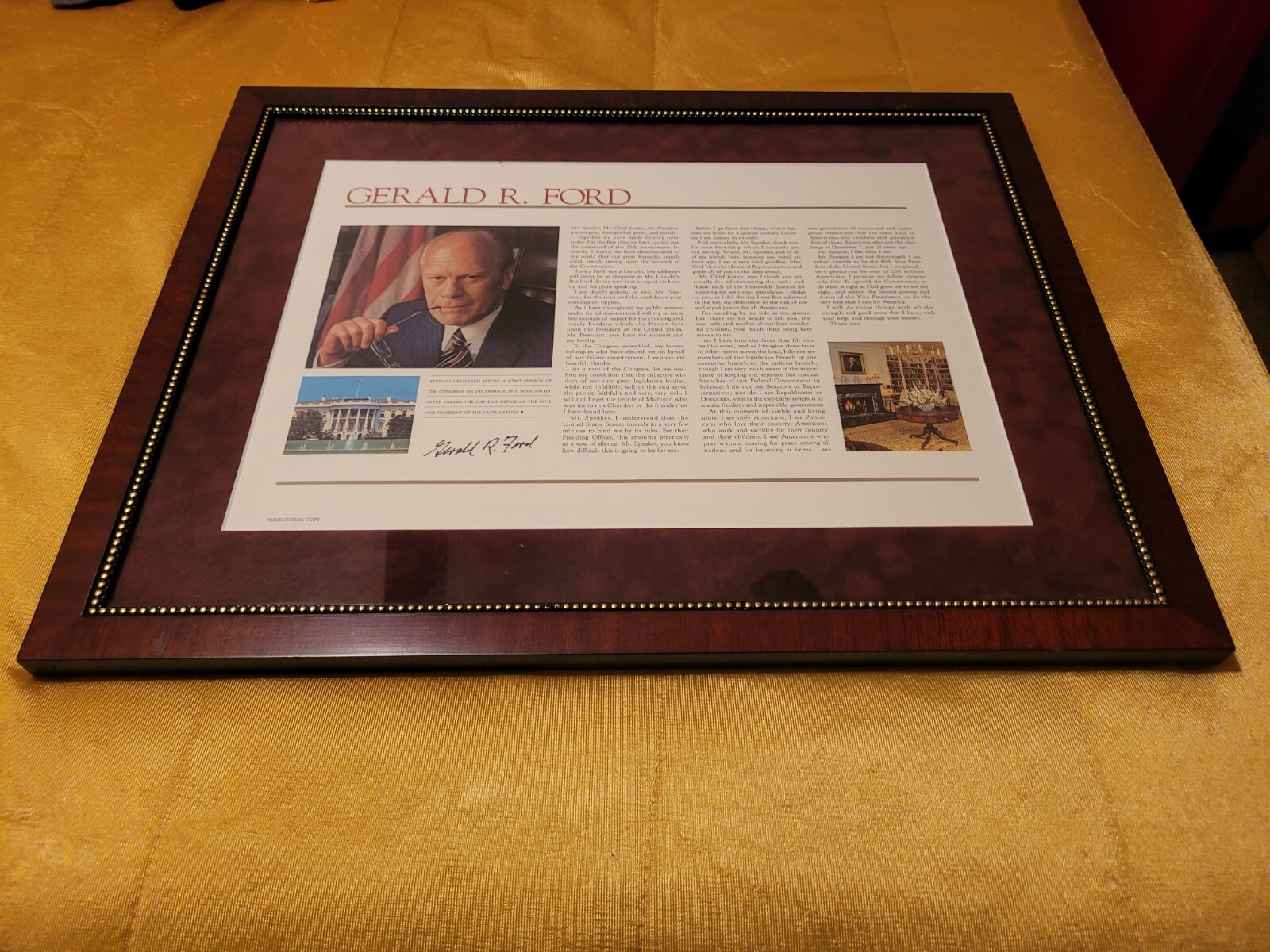 GERALD R FORD SIGNED AUTOGRAPH GERALD R FORD SIGNED AUTOGRAPH