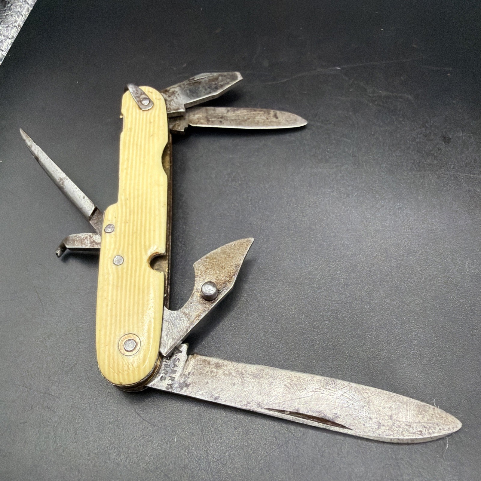 Vintage A Sarry Thiers France Multi Tool 5 Blade Utility Pocket Knife Vintage A Sarry Thiers France Multi Tool 5 Blade Utility Pocket Knife