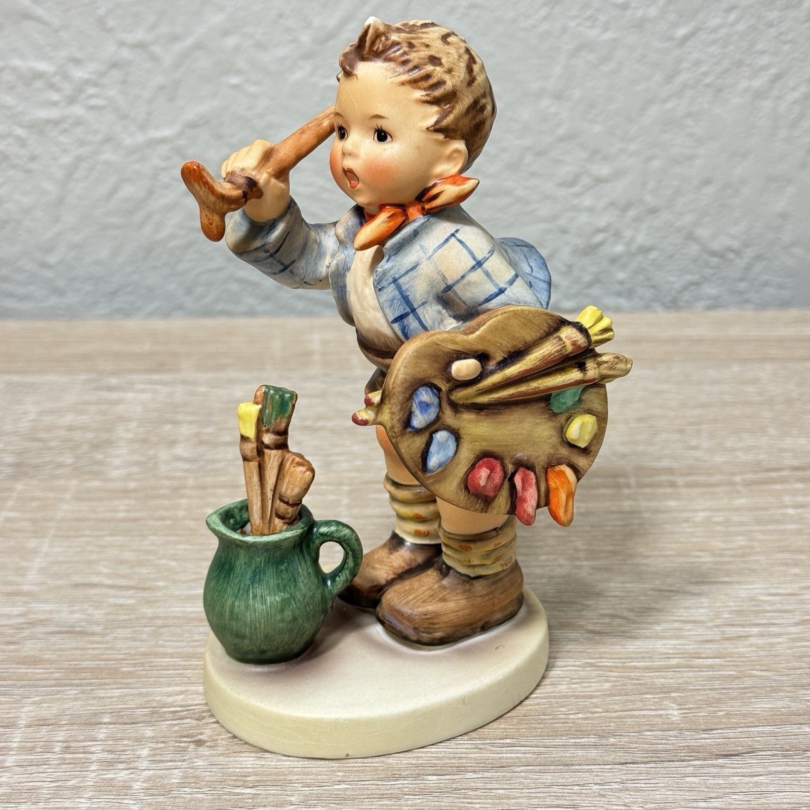 Goebel Hummel The Artist HUM 304 TMK5 1955 Boy Painting 5 Goebel Hummel The Artist HUM 304 TMK5 1955 Boy Painting 5