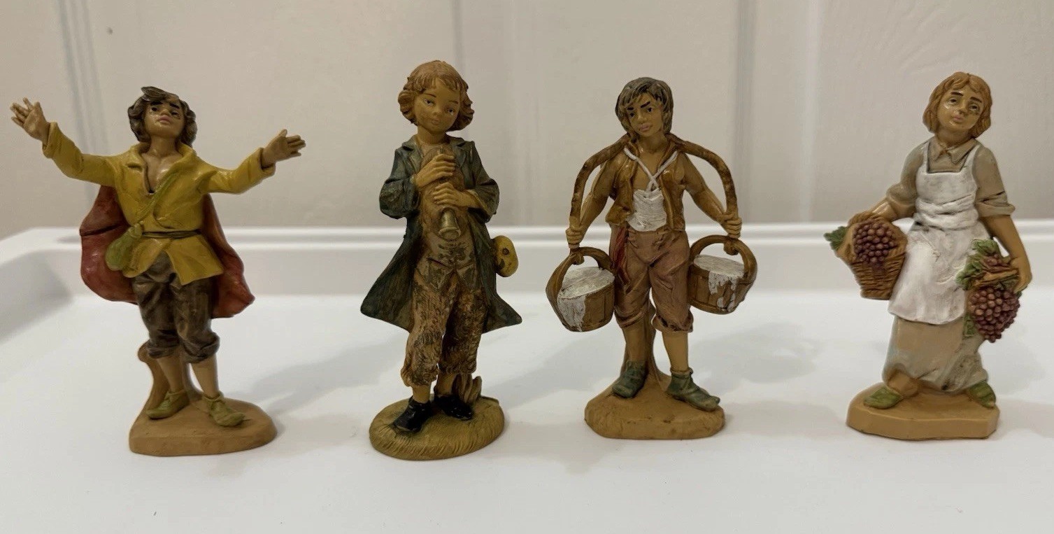 Fontanini 5” Nativity Figures Set Of Four Men Ladies Fontanini 5” Nativity Figures Set Of Four Men Ladies