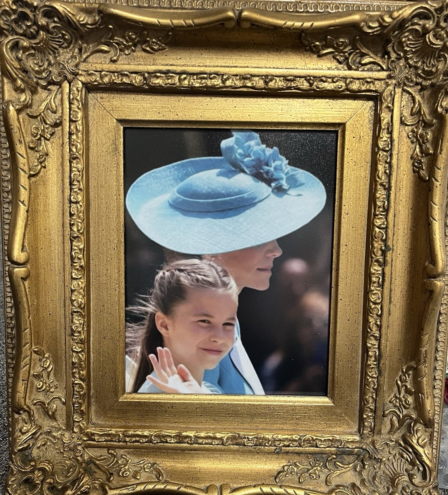 Princess Catherine Of WalesFramed Actual Photograph In Heavy Magnificent Frame/ Princess Catherine Of WalesFramed Actual Photograph In Heavy Magnificent Frame/