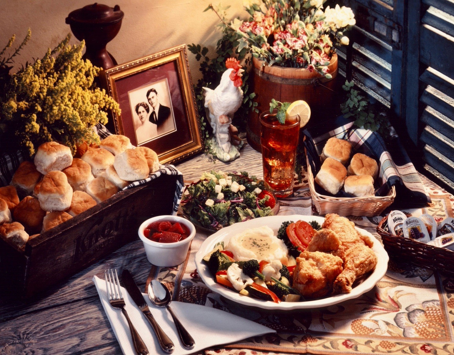 Knotts Berry Farm Fried Chicken Dinner Display Americana Lustre Photo Print
