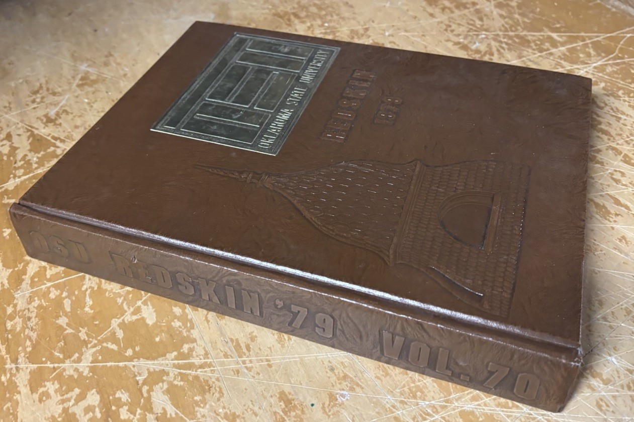Vtg 1979 70s Oklahoma State University Yearbook The REDSKIN OSU Cowboys St.