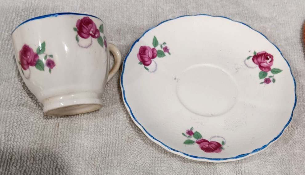 Vtg Miniature Mini Tea Cup Saucer Set Porcelain Rose Design Gold Trim Japan READ