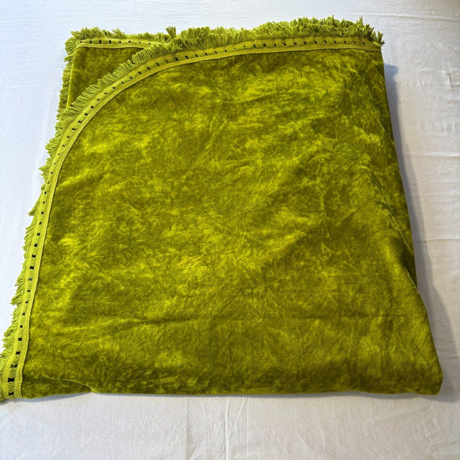 Vintage 1970s Chartreuse Green Crushed Velvet Queen Bedspread Fringe Vintage 1970s Chartreuse Green Crushed Velvet Queen Bedspread Fringe