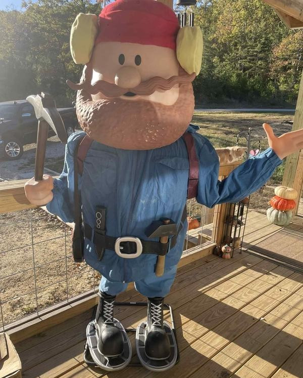 6FT YUKON CORNELIUS ANIMATRONIC YARD DECORATION RUDOLPH THE RED-NOSED REINDEER 6FT YUKON CORNELIUS ANIMATRONIC YARD DECORATION RUDOLPH THE RED-NOSED REINDEER