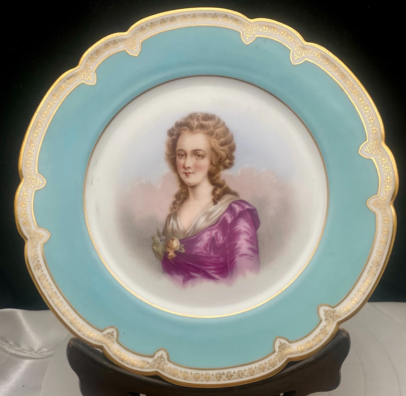 ANTIQUE FRENCH MADAME ELISABETH, BLUE GILDED PLATE 9.5\