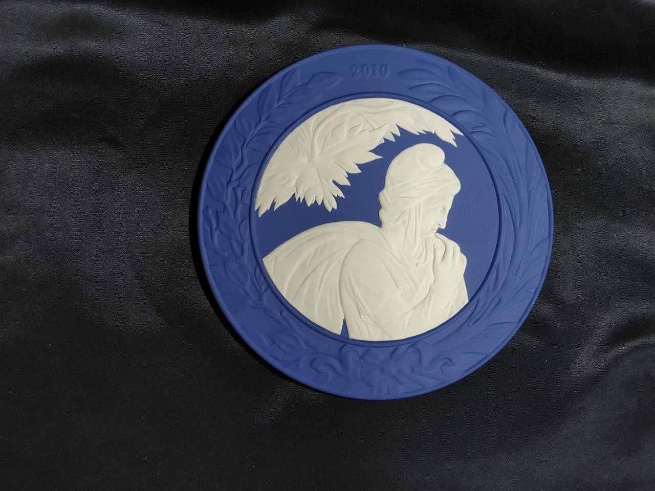 WEDGWOOD 250th Anniversary Jasper Ear Plate 2010