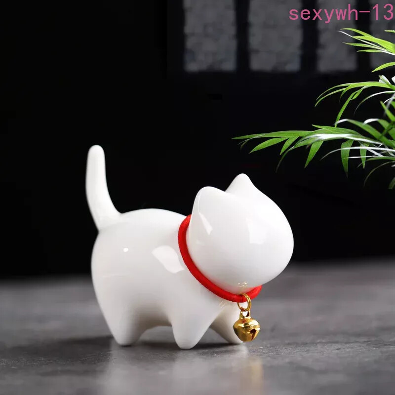 White Porcelain Cute Cat Tea Pet Small Ornaments Kung Fu Tea Set Accessories