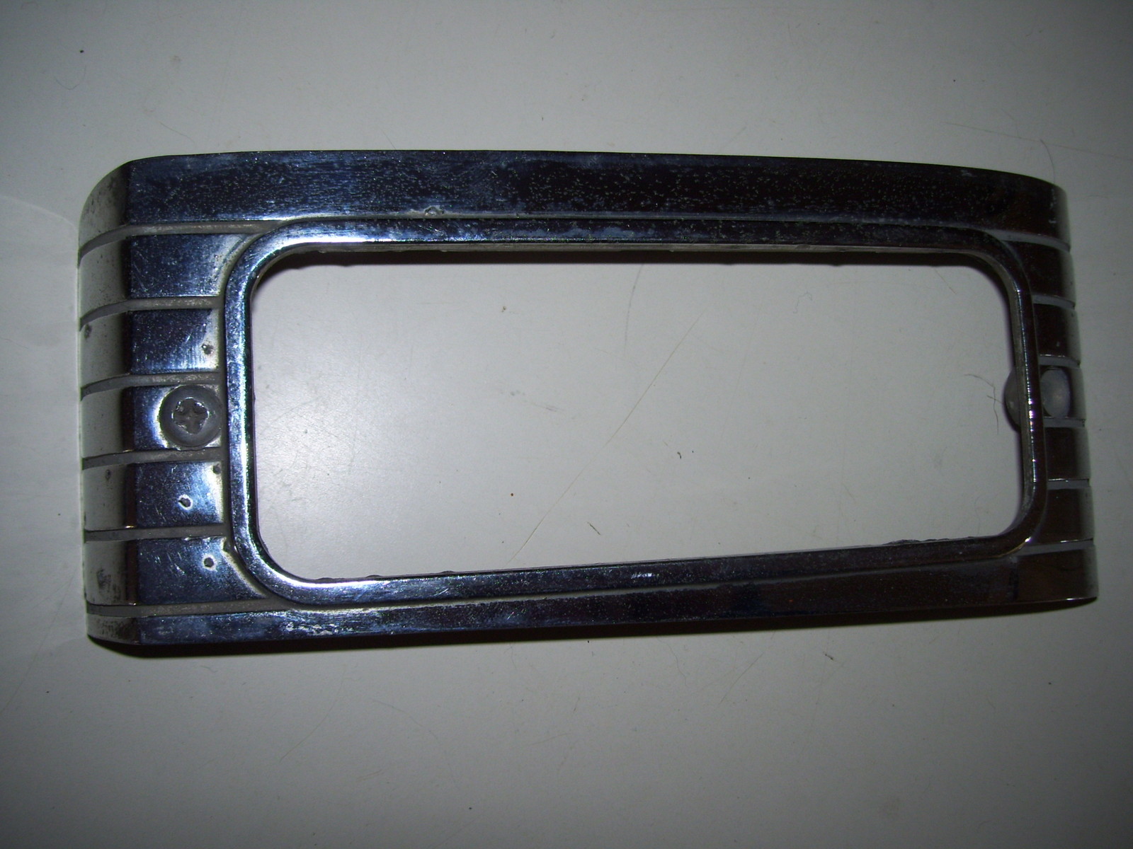 1949 Pontiac Parking Light Bezel Right 5938310 RH      -       P01
