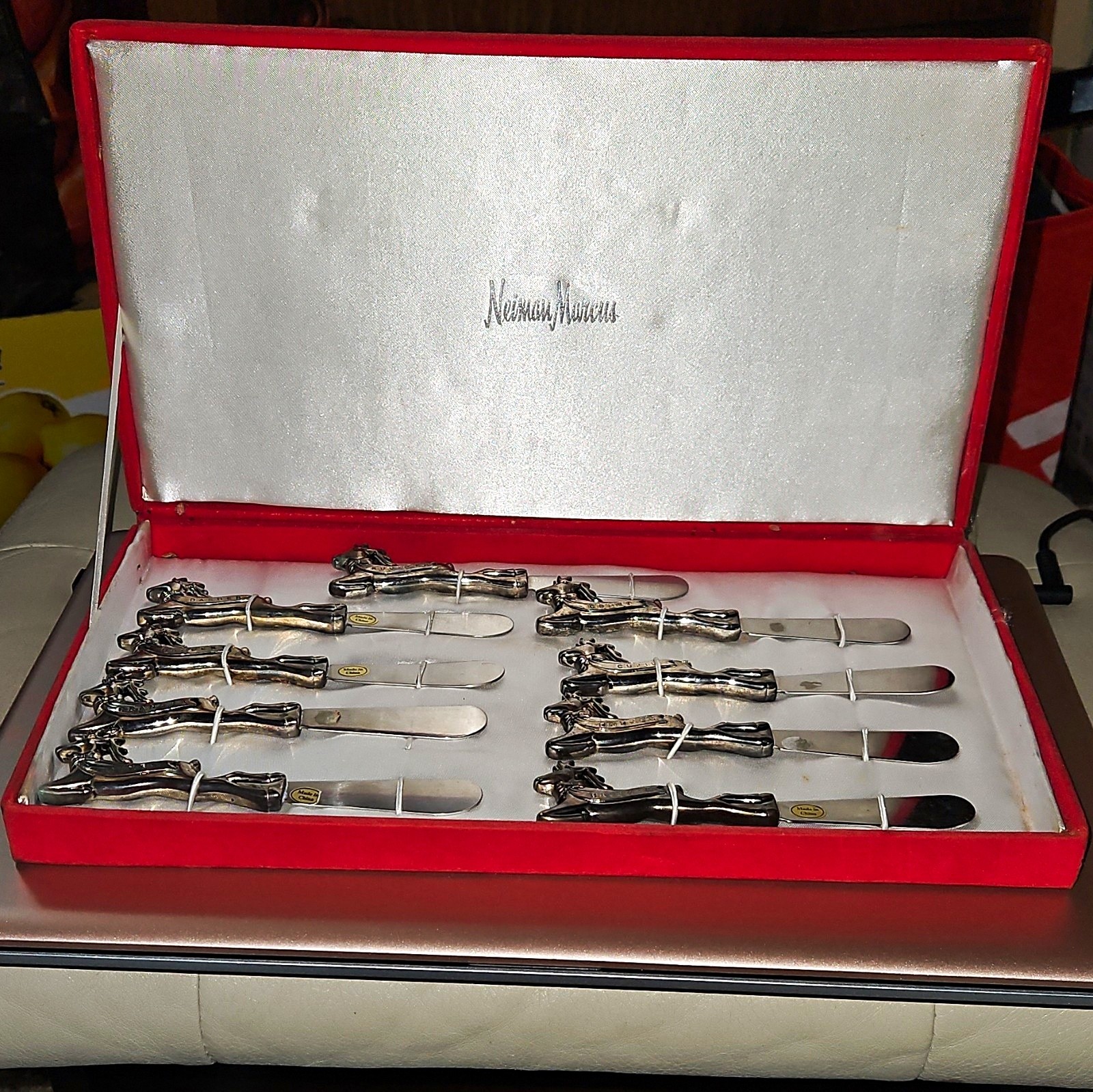 VTG Neiman Marcus Reindeer Cheese Spreaders Butter Knives Set 9 Red Box As Is