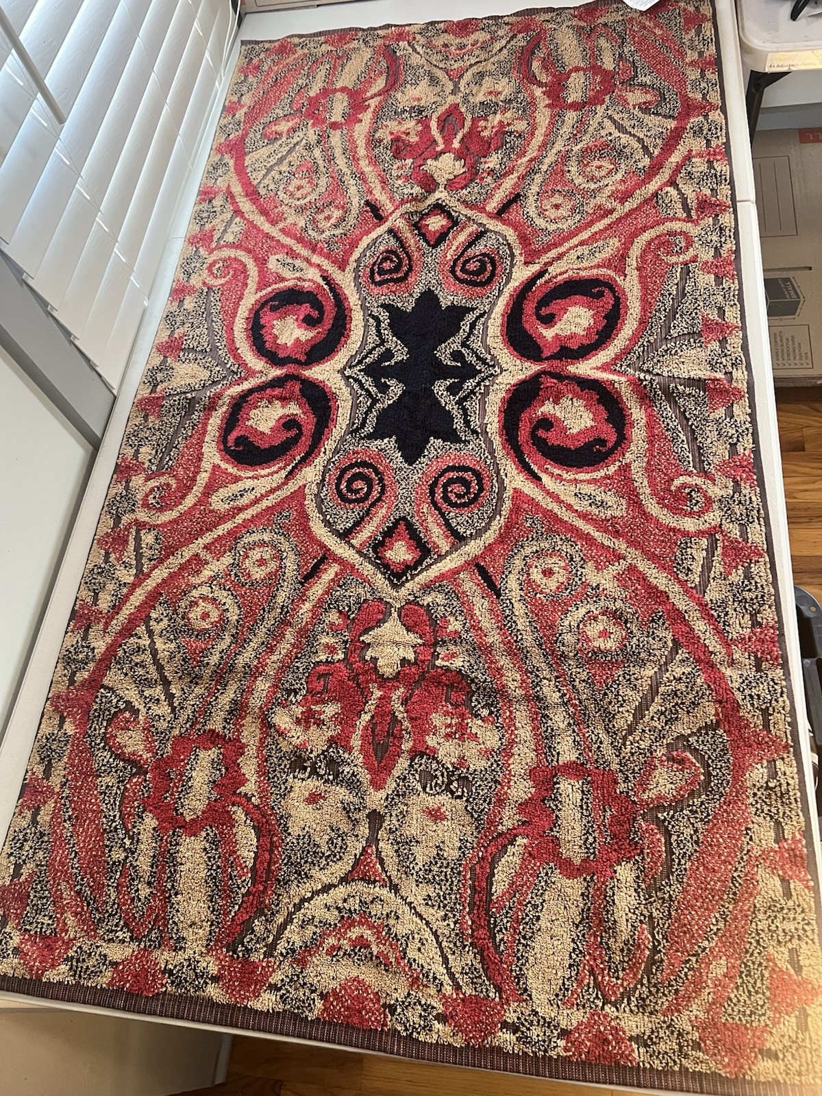 Vintage Ralph Lauren Paisley Bath Towel Red Black Gold Cotton NWT 52.5x27.5