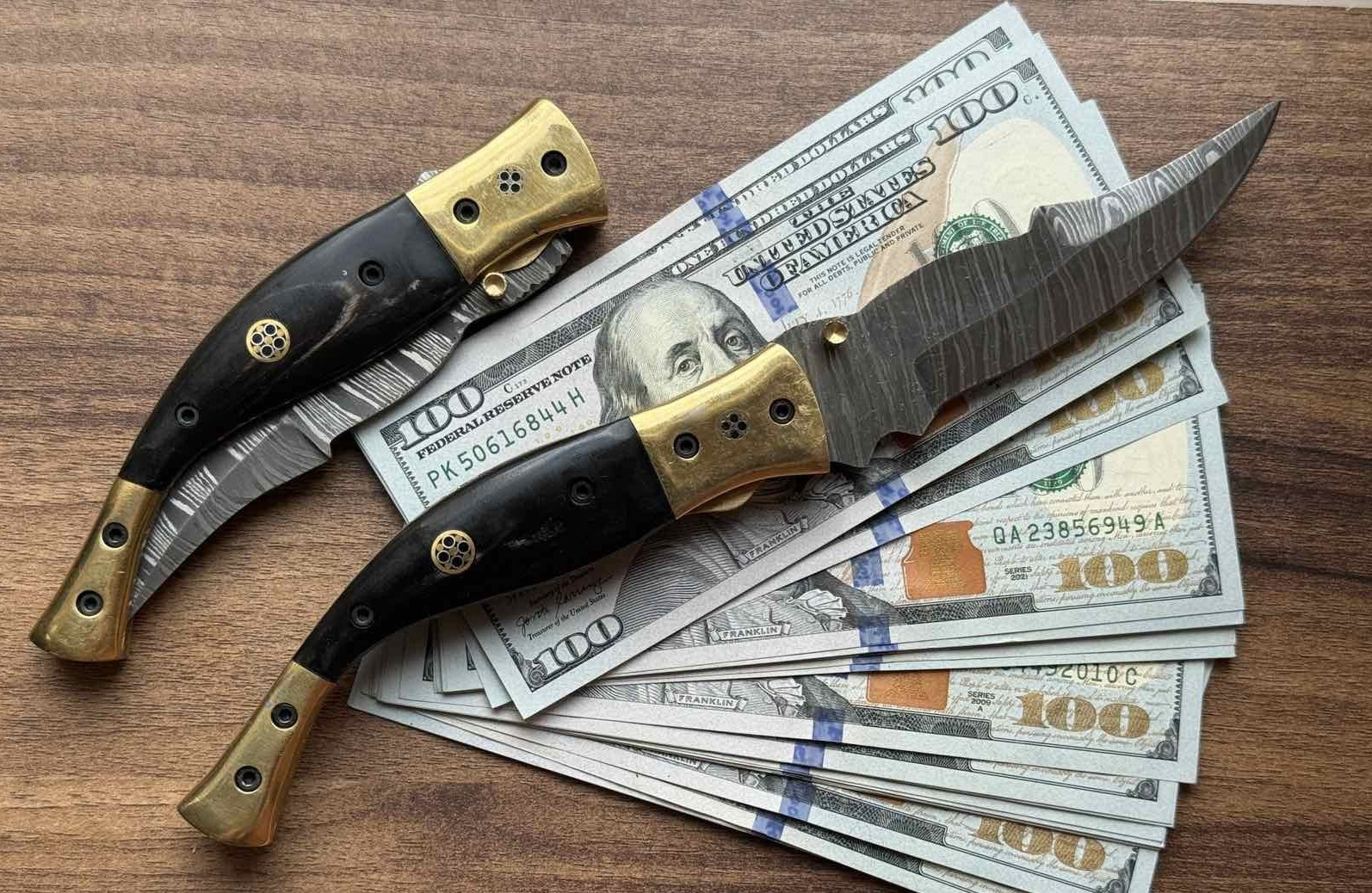 Pocket Knife Damascus Blade Black Handle Antler Vintage Laquiole Men Box Folding