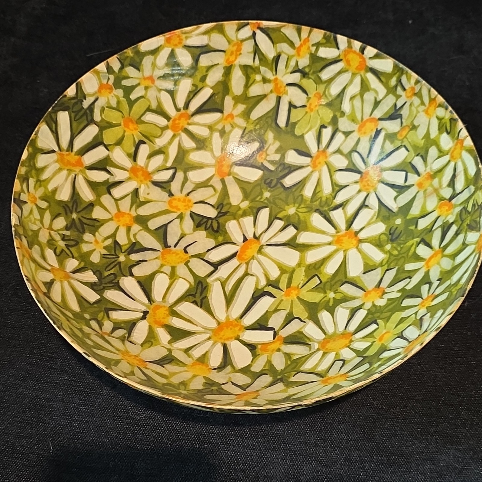 Vintage Fiberglass Salad Serving Bowl 11” Daisy Flowers Retro  MCM