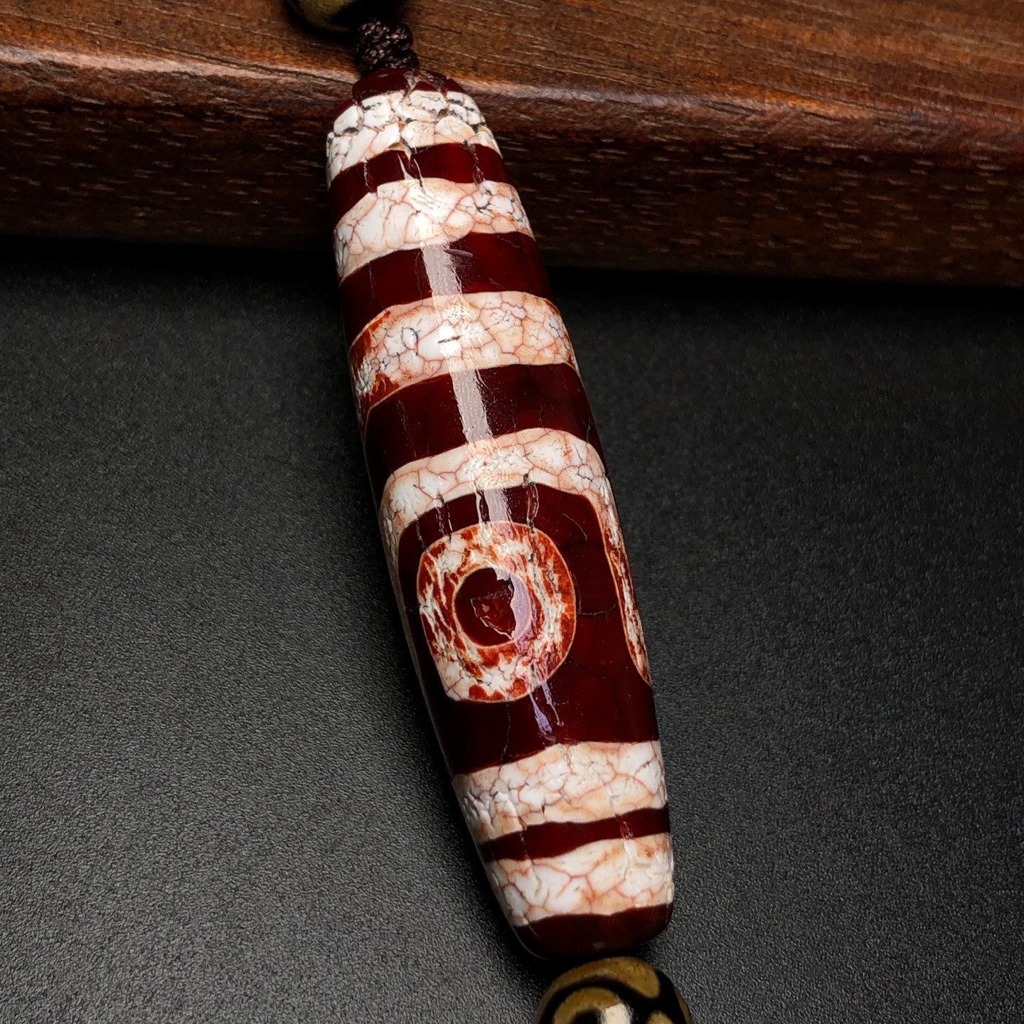 Rare Tibetan Buddhism Agate 2 Eyes Totem Dzi Bead Amulet Necklace Pendant G1710