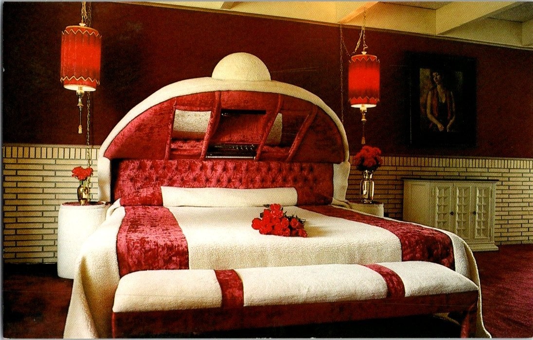 South of the Border SC Honeymoon Suite \ South of the Border SC Honeymoon Suite \