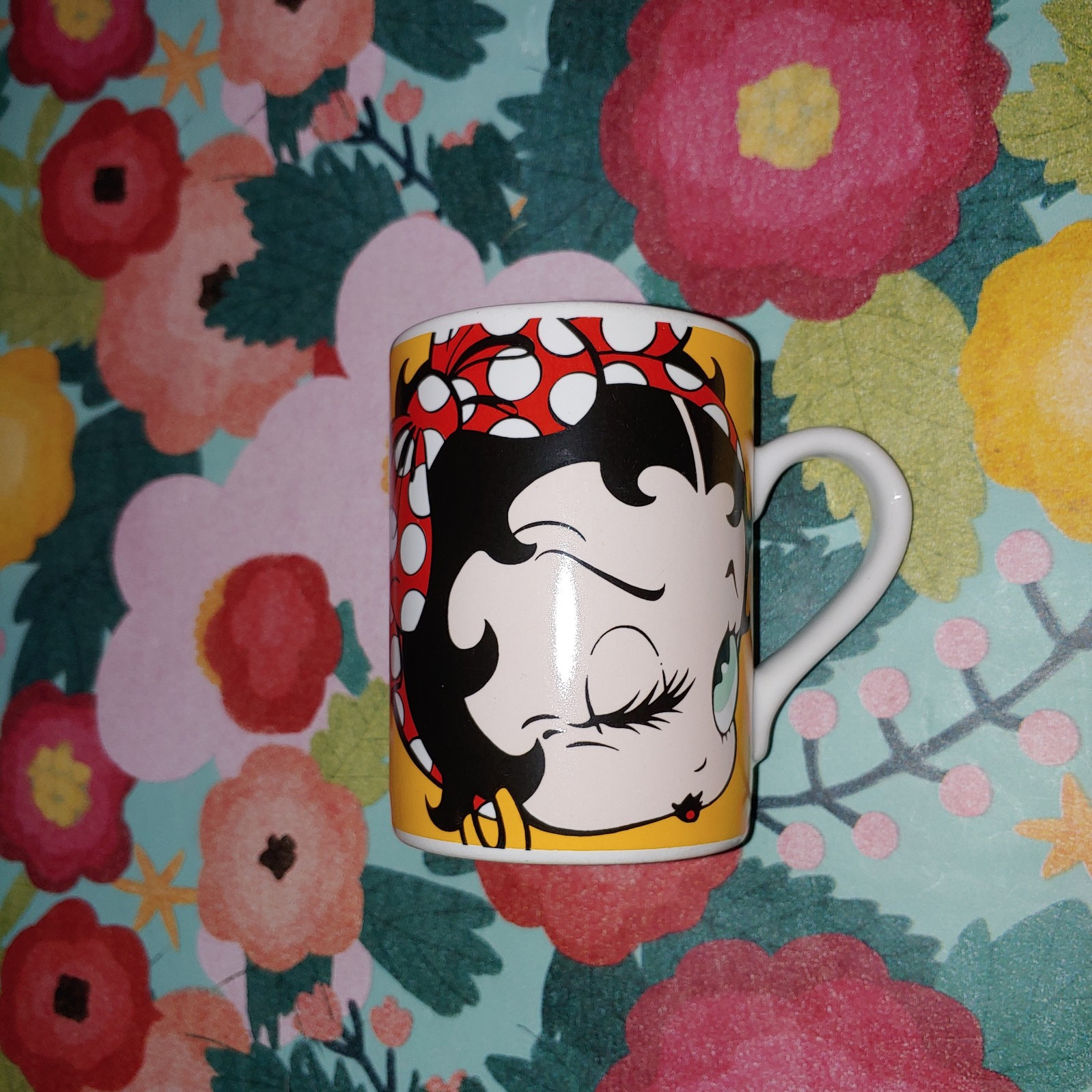 Vintage 1991 Vandor Betty Boop Coffee Cup MUG Good Condition Vintage 1991 Vandor Betty Boop Coffee Cup MUG Good Condition