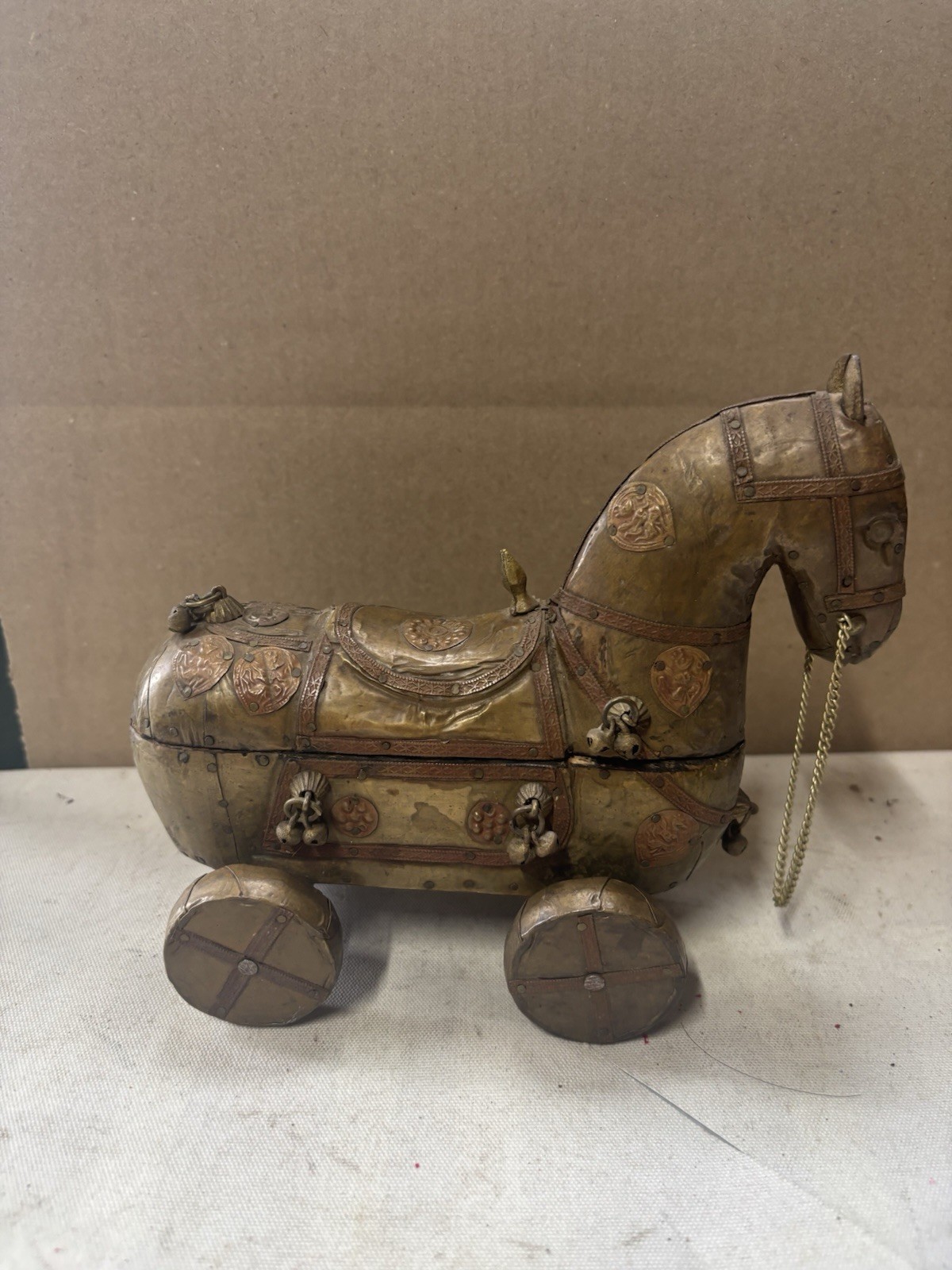 Vintage Rajasthani Horse Box On Wheels India Wood Brass Copper Trojan Folk Art Vintage Rajasthani Horse Box On Wheels India Wood Brass Copper Trojan Folk Art