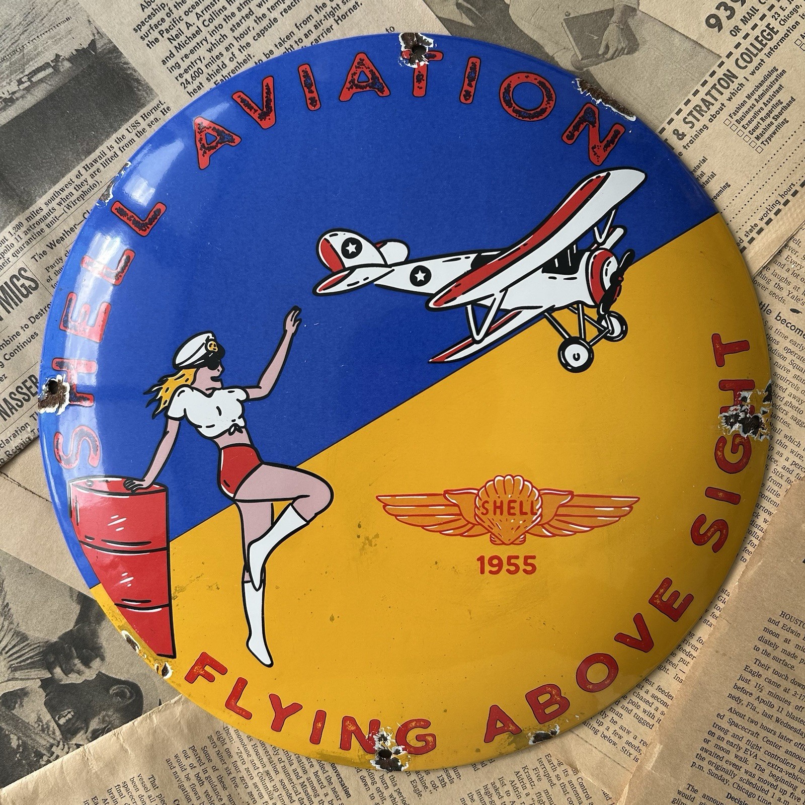 VINTAGE 1955 SHELL AVIATION 12 INCH CONVEX PORCELAIN ENAMEL SIGN