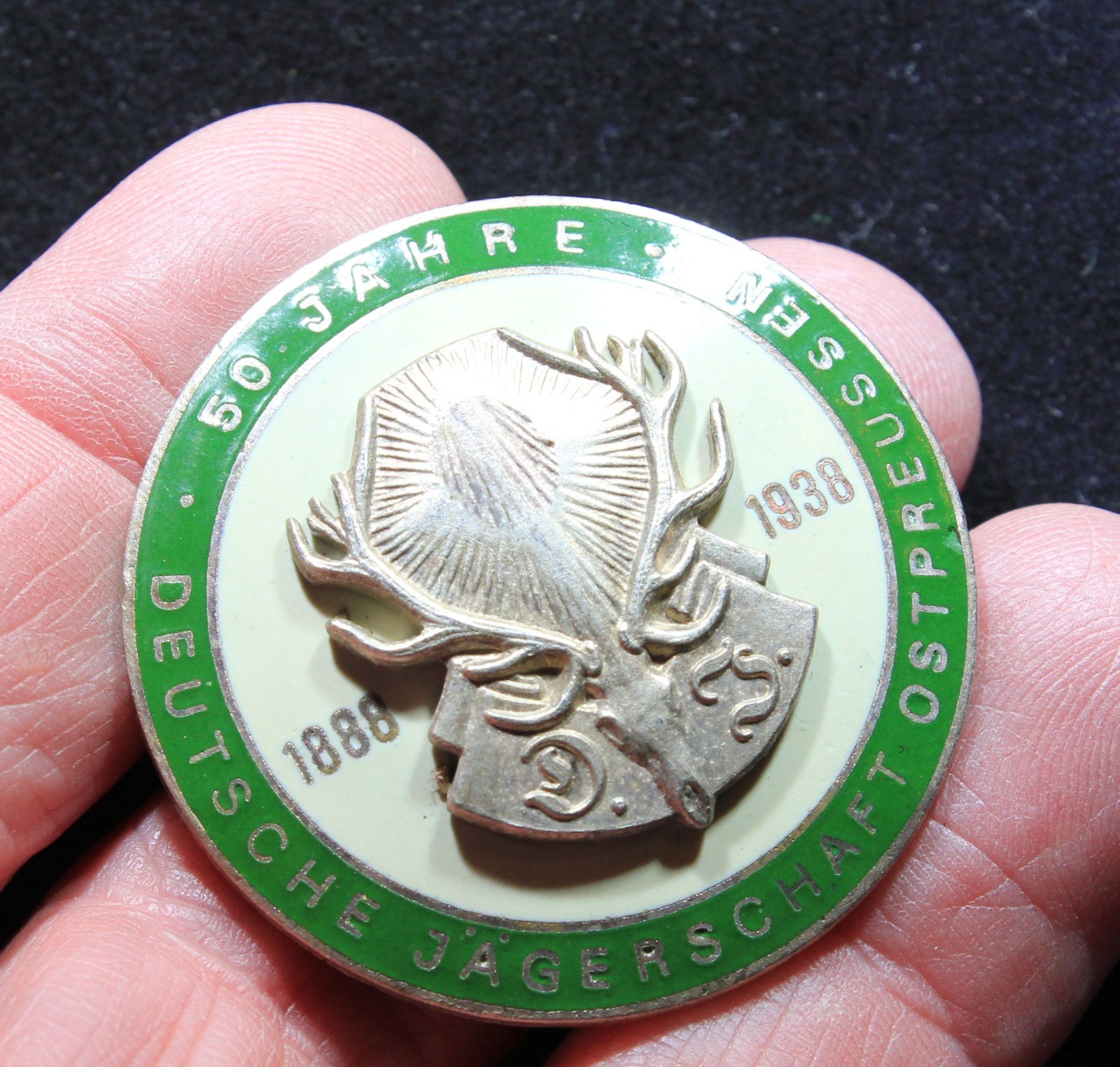 German WWII 50‑Year Deutsche Jägerschaft Anniversary Badge – 1888–1938