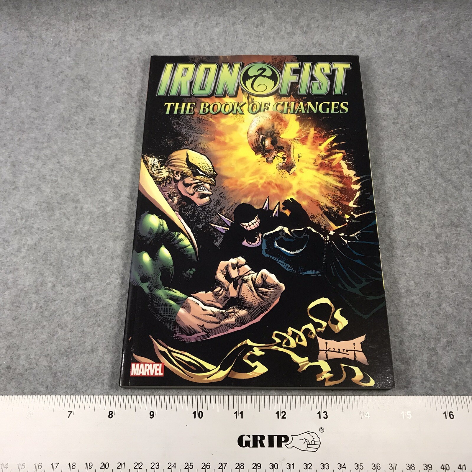 Iron Fist The Book of Changes Marvel Graphic Novel 2017 Trade Paperback TPB New Iron Fist The Book of Changes Marvel Graphic Novel 2017 Trade Paperback TPB New