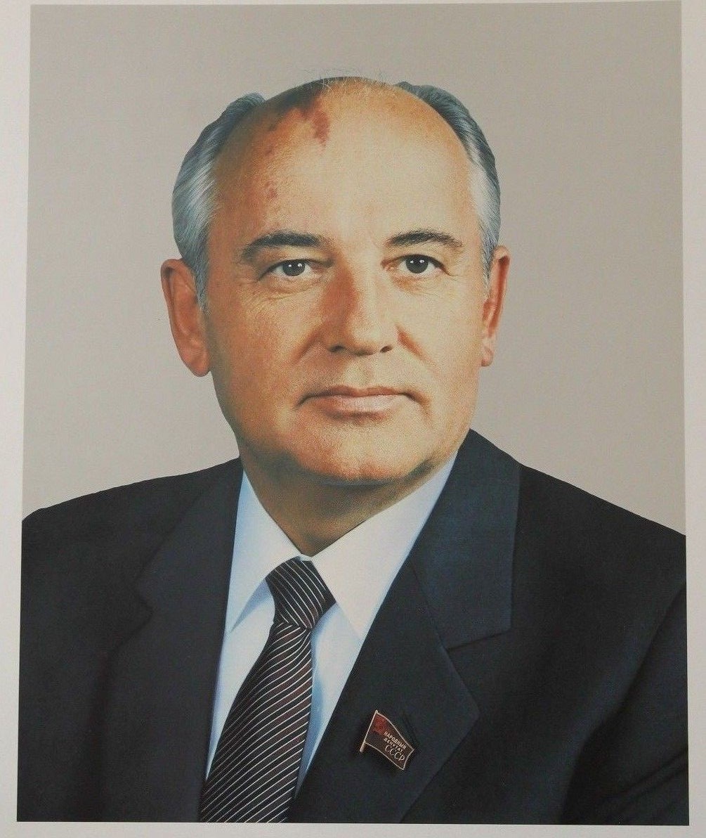 Russian CCCP Poster of Mikhail Gorbachev 32.5 cm x 24.4cm each Z9899