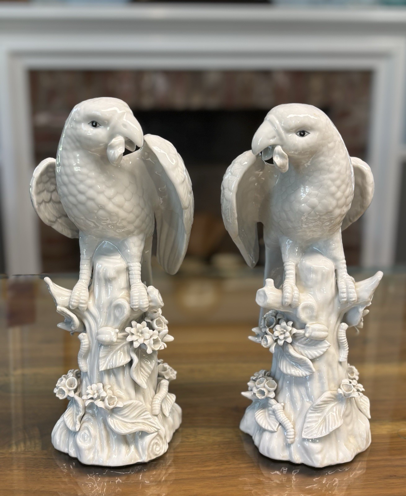White Porcelain Parrot Pair - Exceptional Quality and Condition White Porcelain Parrot Pair - Exceptional Quality and Condition