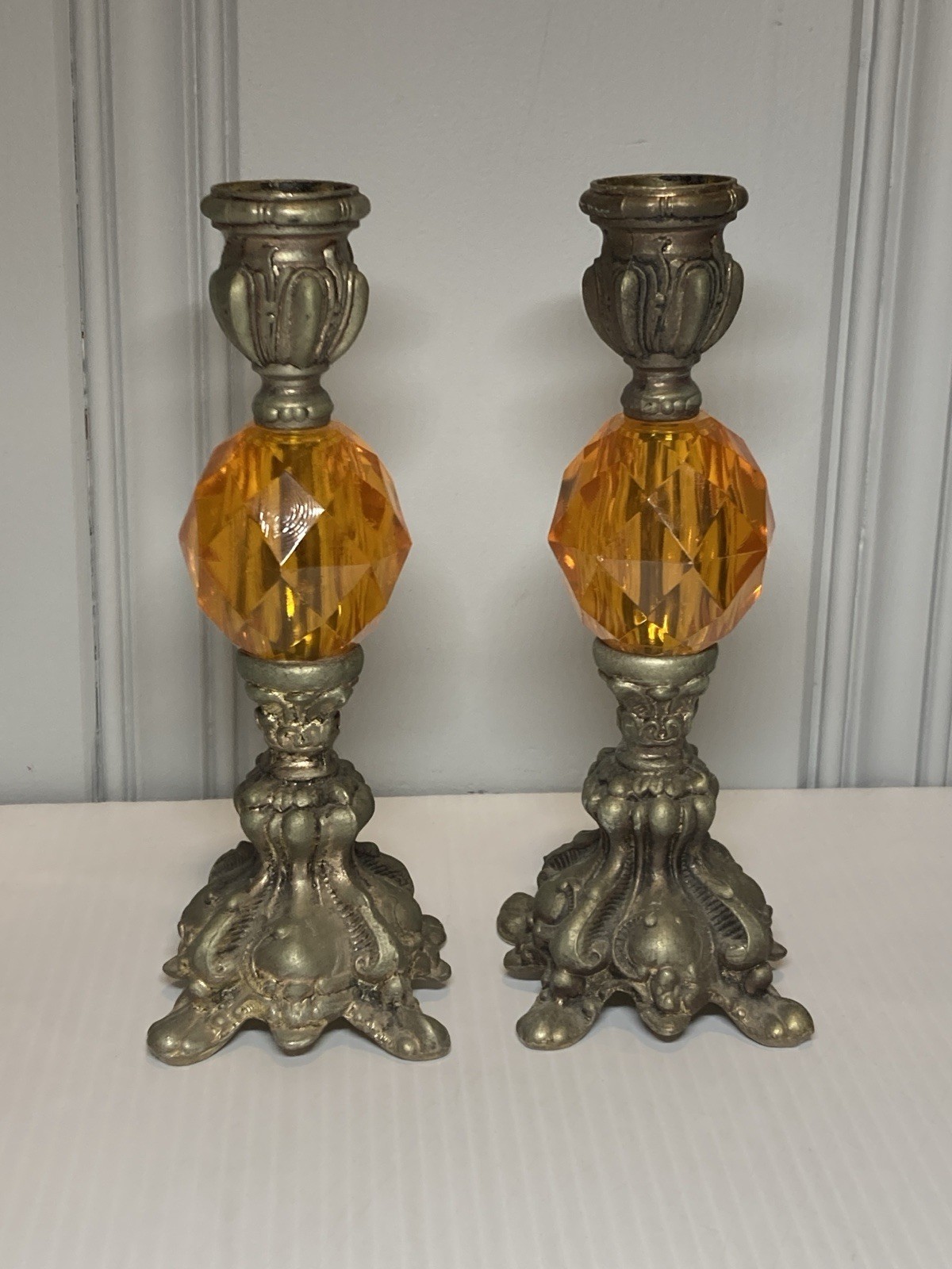 Hollywood Regency Vtg Candlesticks Amber Lucite MCM Set of 2 Goth Gothcore Decor Hollywood Regency Vtg Candlesticks Amber Lucite MCM Set of 2 Goth Gothcore Decor