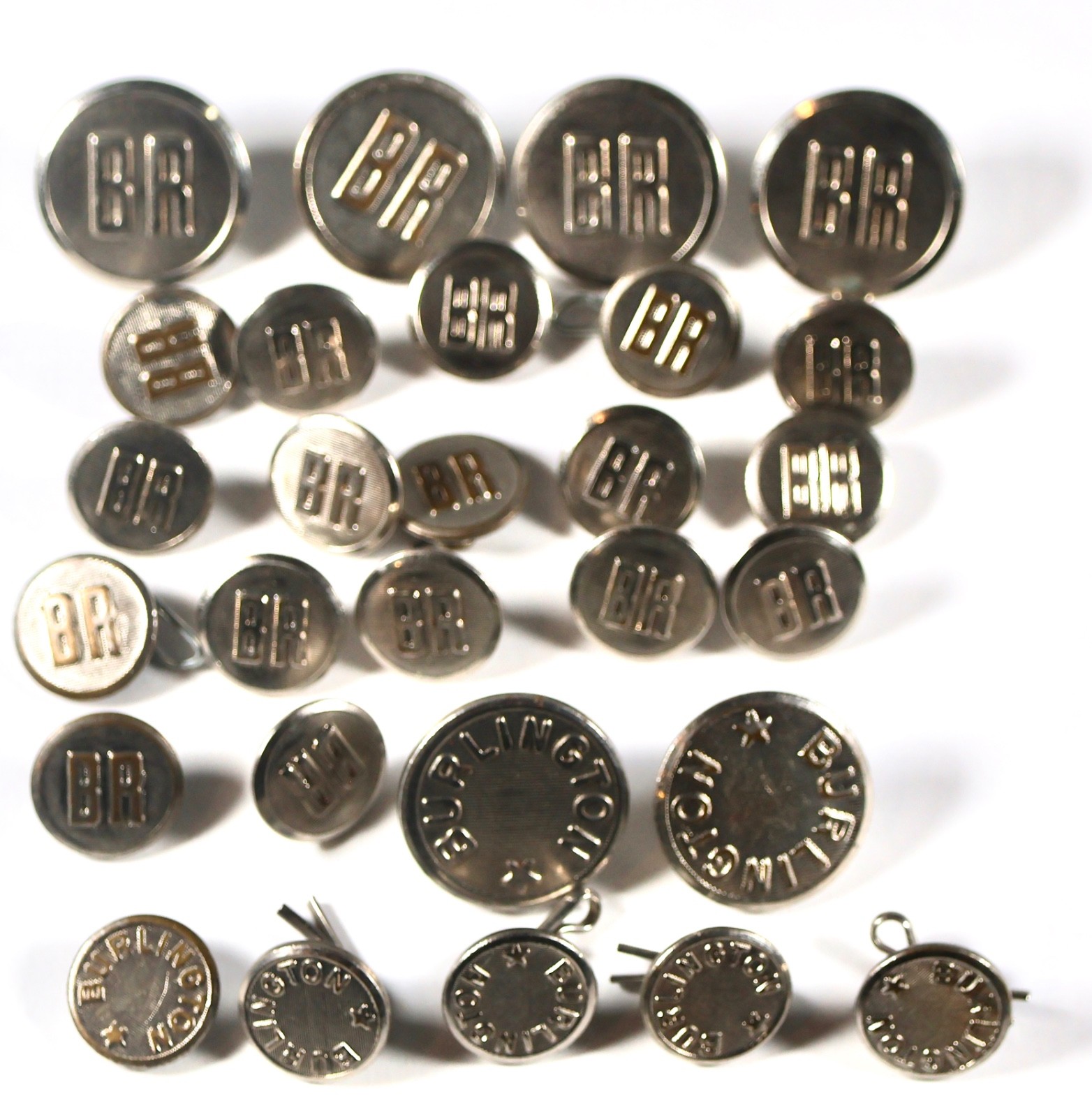 Lot of 28 Burlington Northern BR Route Railroad Uniform Buttons Lot of 28 Burlington Northern BR Route Railroad Uniform Buttons