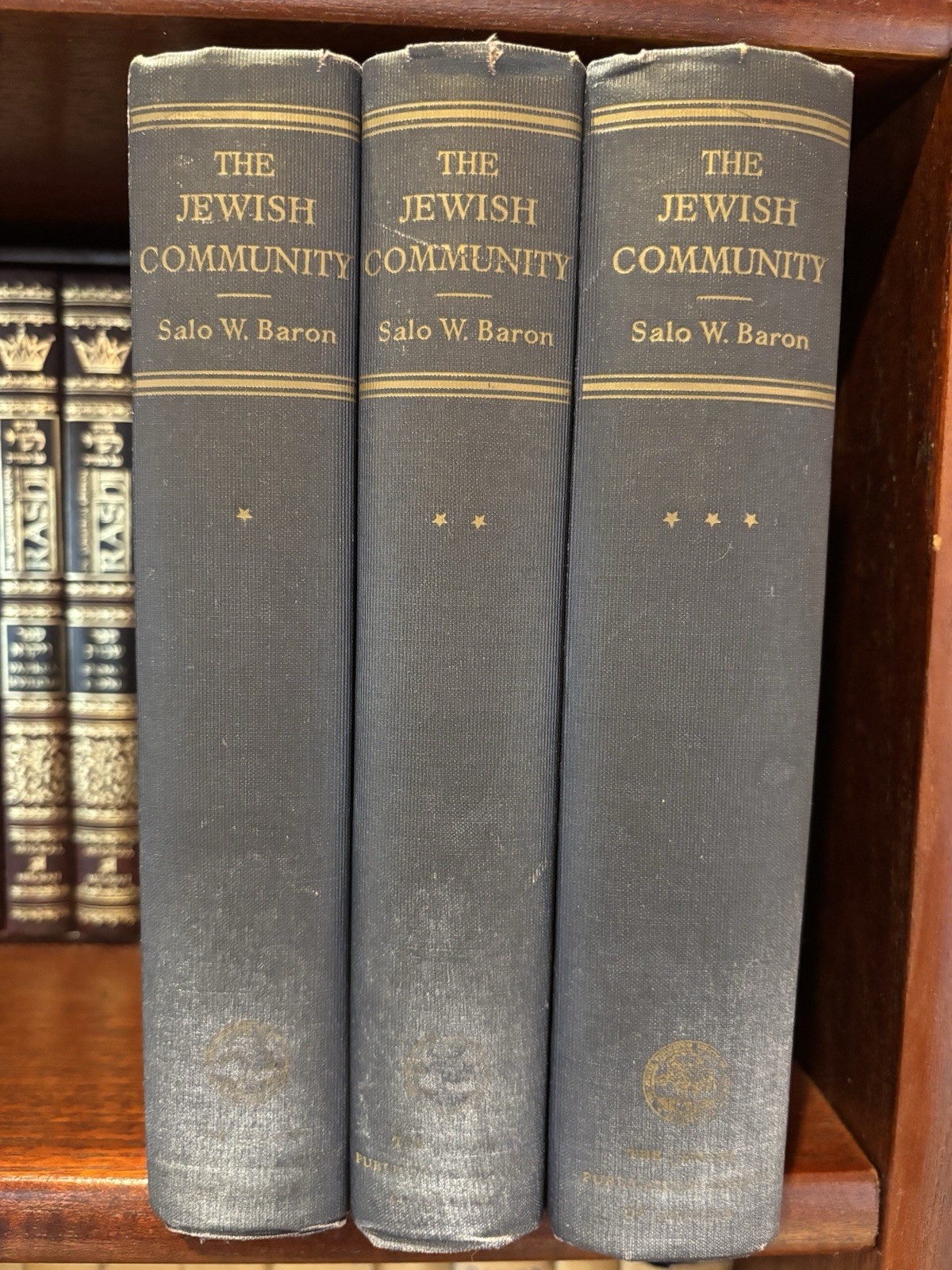Jewish Community: Its History and Structure to the American Revolution 3 Vol Set Jewish Community: Its History and Structure to the American Revolution 3 Vol Set