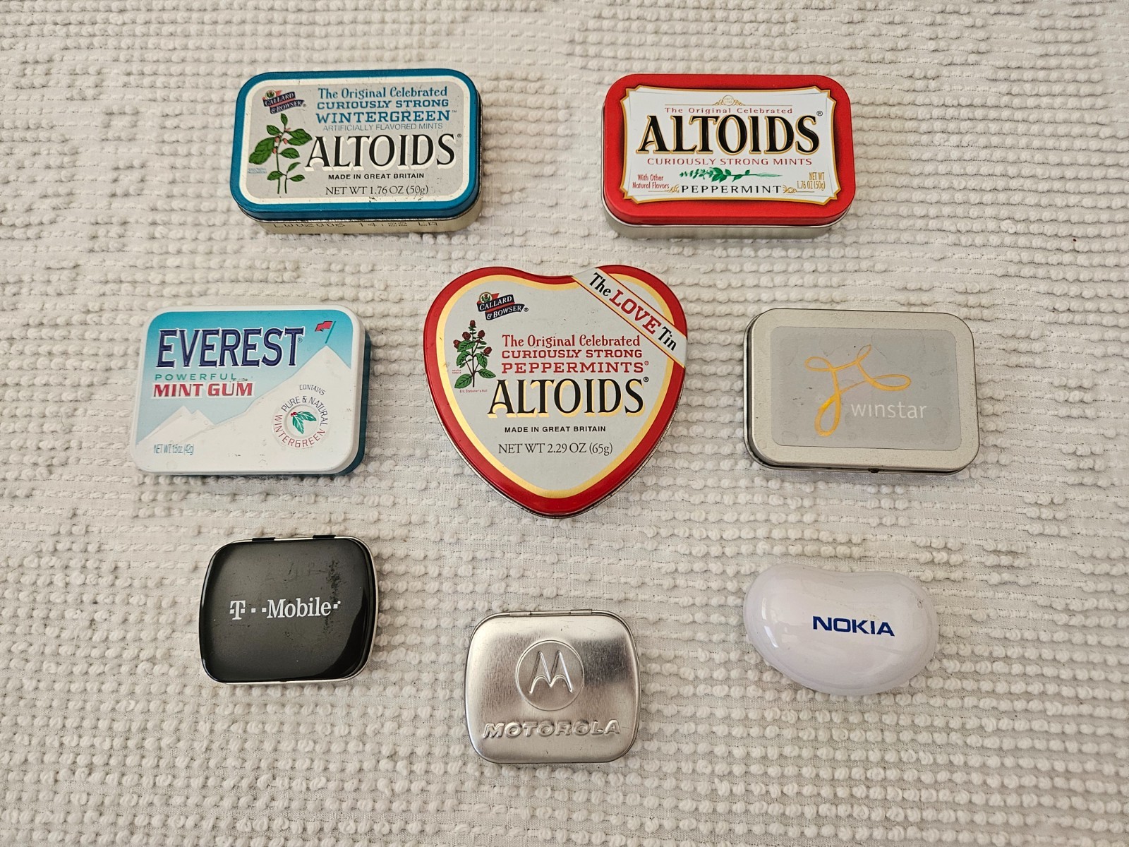 LOT OF 8 EMPTY MINT TINS ALTOIDS NOKIA T-MOBILE MOTOROLA EVEREST ORGANIZERS