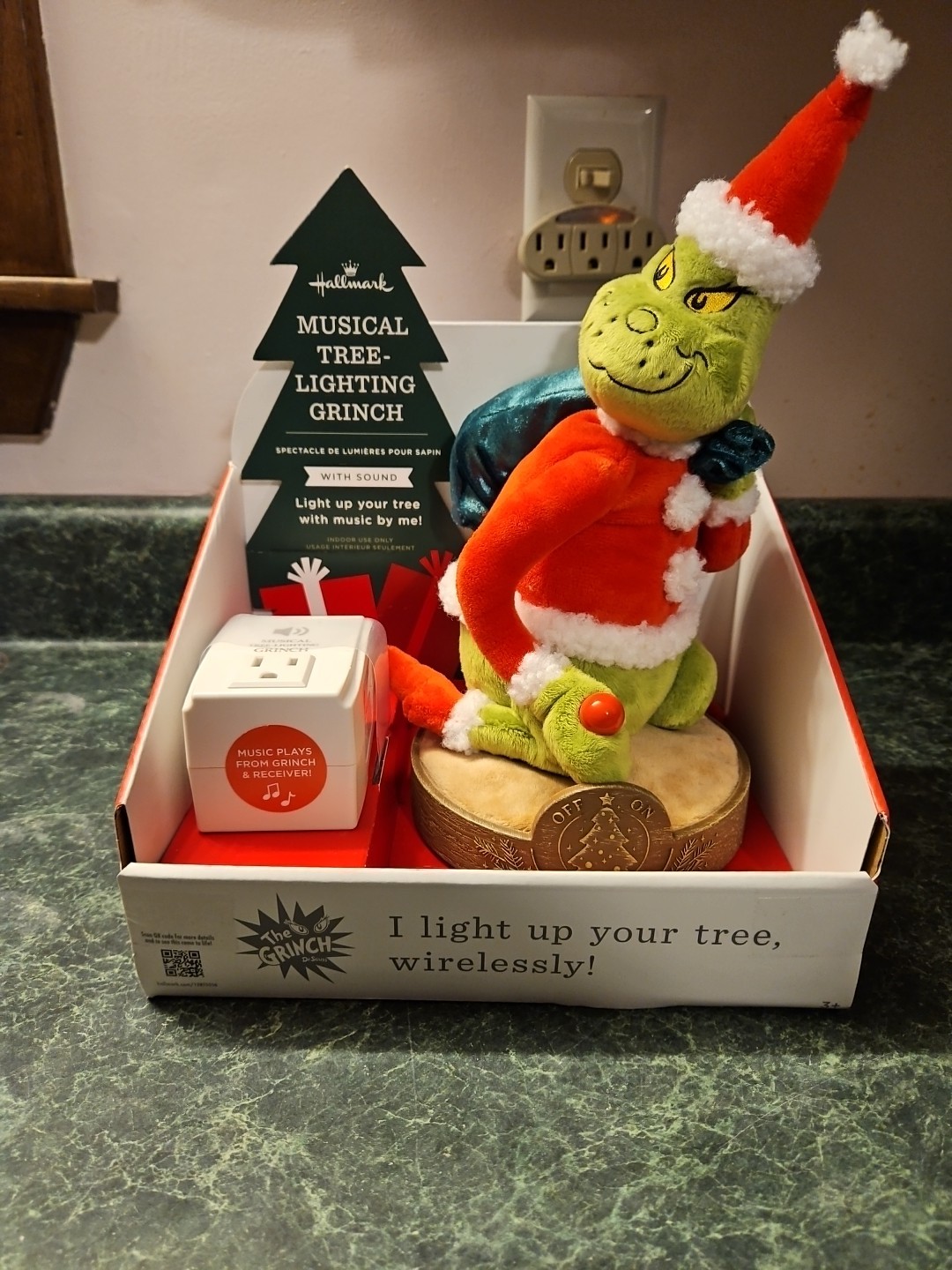 2024 Hallmark Dr. Seuss's How the Grinch Stole Christmas Tree Lighter w/Sound🎄 2024 Hallmark Dr. Seuss's How the Grinch Stole Christmas Tree Lighter w/Sound🎄