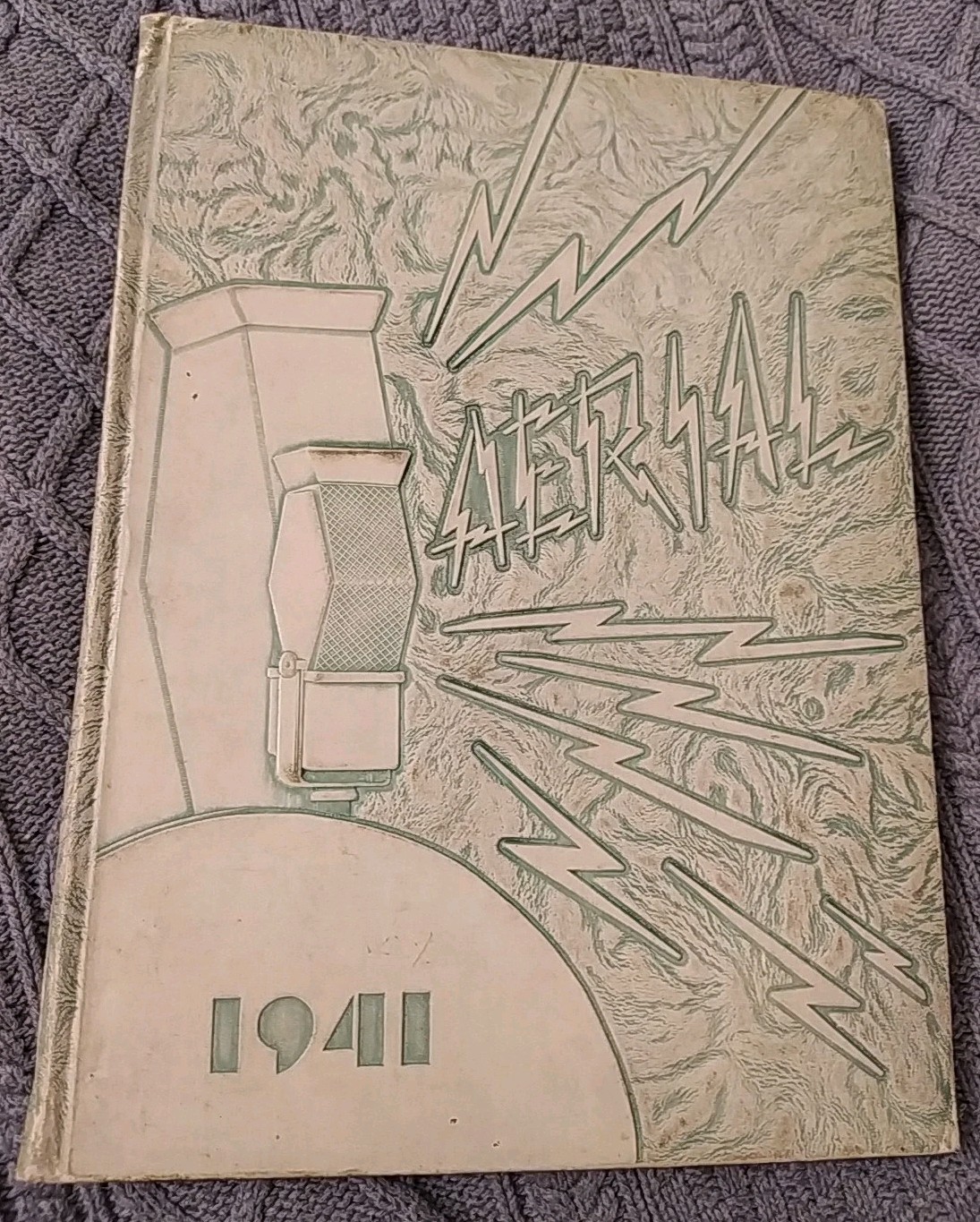 1941 YEARBOOK LOGAN HIGH SCHOOL \