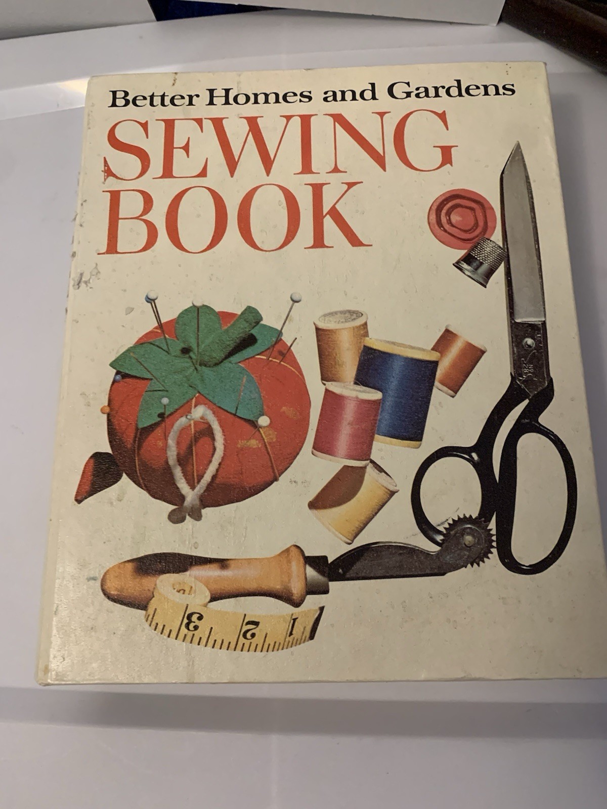 Vintage Better Homes and Gardens SEWING BOOK 5-Ring Binder (1970) Vintage Vintage Better Homes and Gardens SEWING BOOK 5-Ring Binder (1970) Vintage