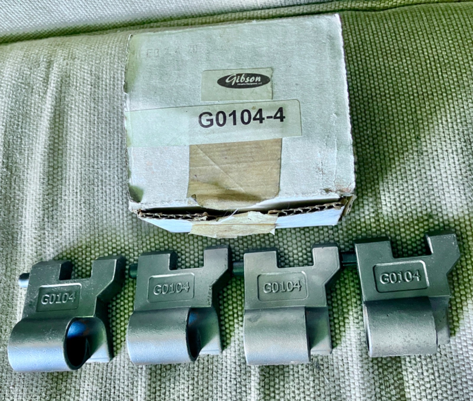 Set of 4 Gibson Abrasive Equipment G0104-4 Blocks - NOS