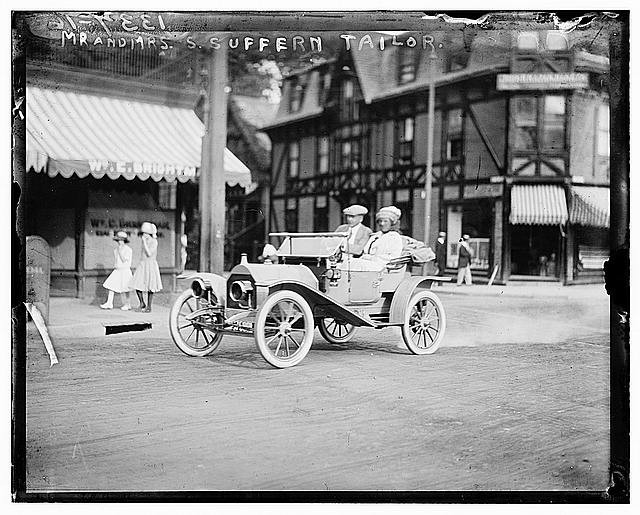 Photo:Warrington PA 1900s Mr Mrs S Suffern Tailor Automobile Street Scene