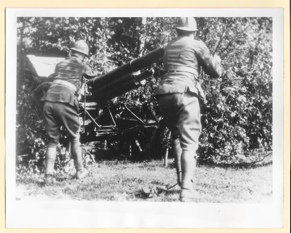 1939 Belgian Soldiers Camouflage Artillery Gun Belgium 7x9 Original Press