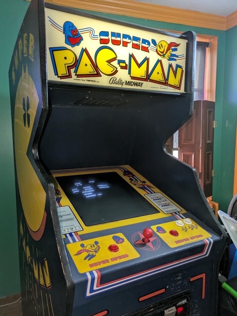 ICONIC SUPER PAC-MAN ARCADE MACHINE by BALLY MIDWAY 1982 (Good) 