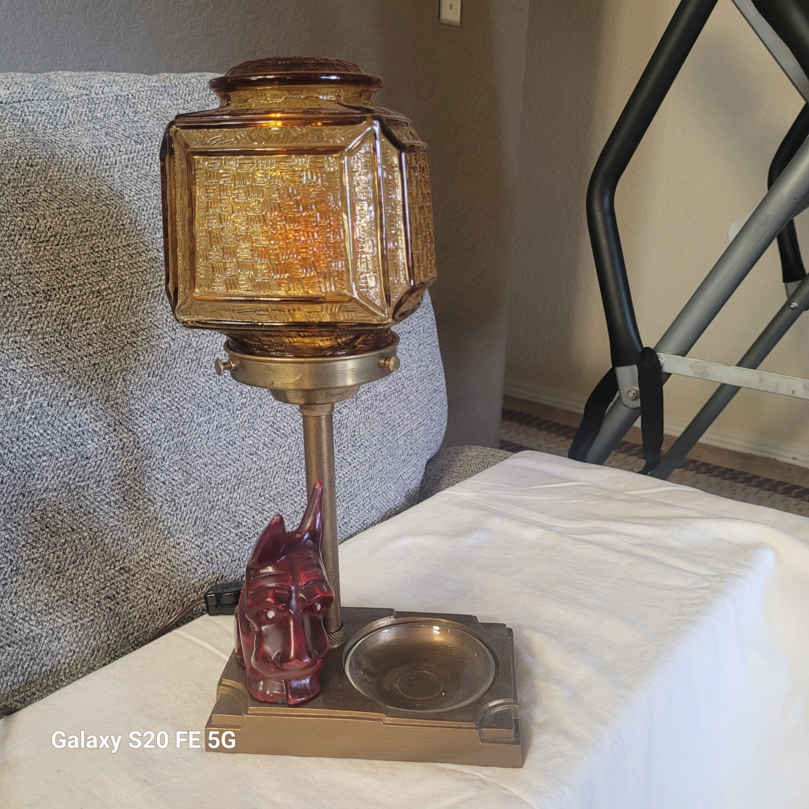 Antique Art Deco Lamp, Nuart Dog Antique Art Deco Lamp, Nuart Dog