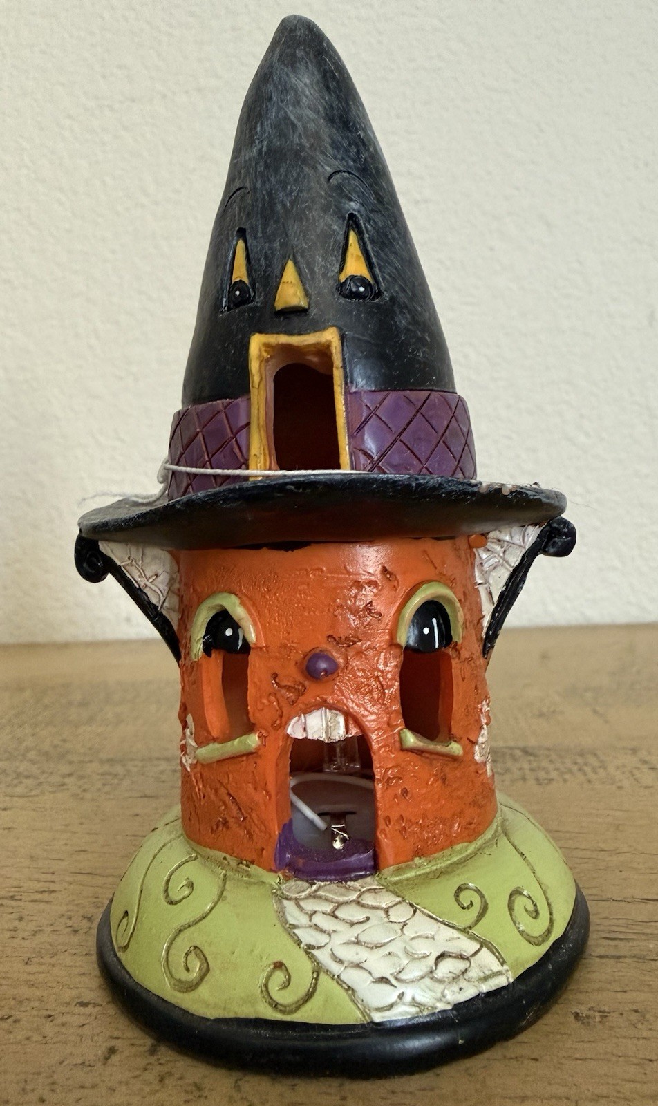 Johanna Parker Haunted House Light Up Black Witch Hat