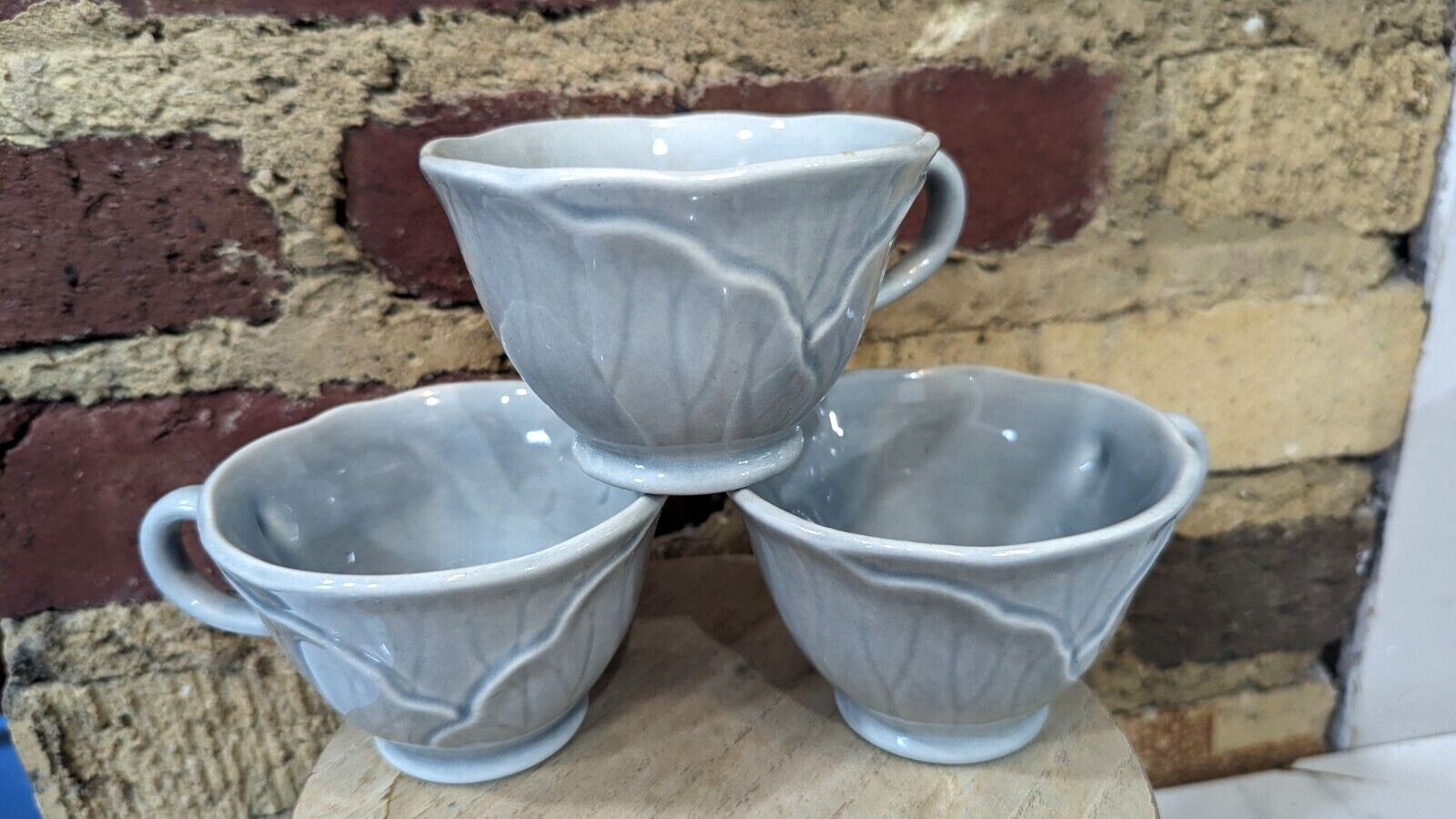 Set of 3 LOTUS Plum Purple Metlox Tea/Coffee Poppytrail Vernon CALIFORNIA Set of 3 LOTUS Plum Purple Metlox Tea/Coffee Poppytrail Vernon CALIFORNIA