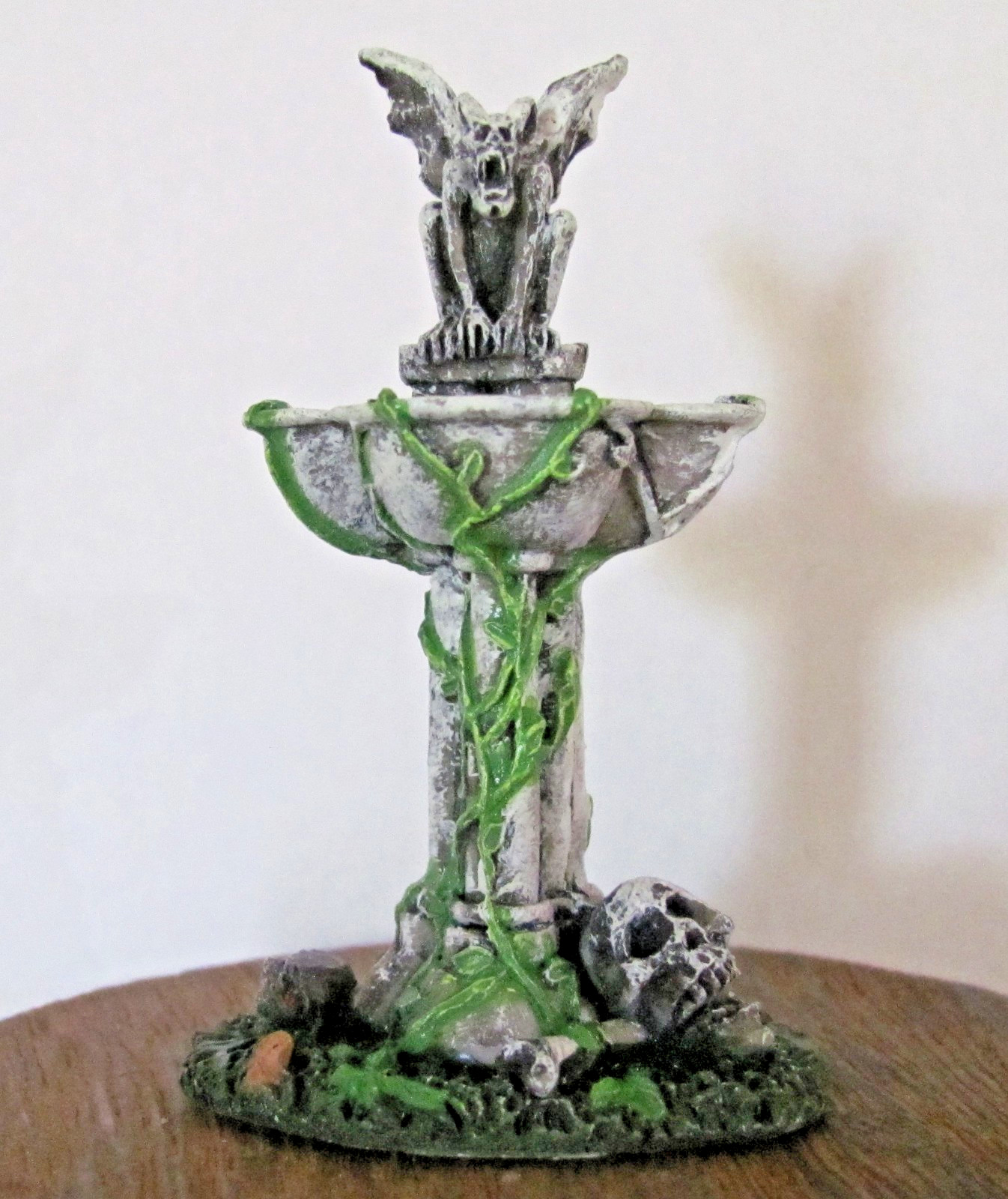 Lemax  Spooky Town Accessory - Abandoned Fountain #64050
