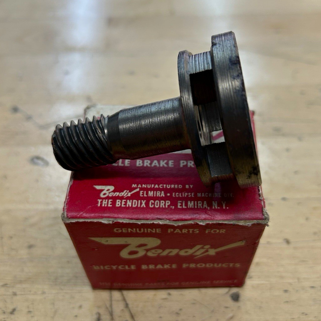 NOS In-Box Bendix 2-speed kickback hub AB-302 Drive Screw