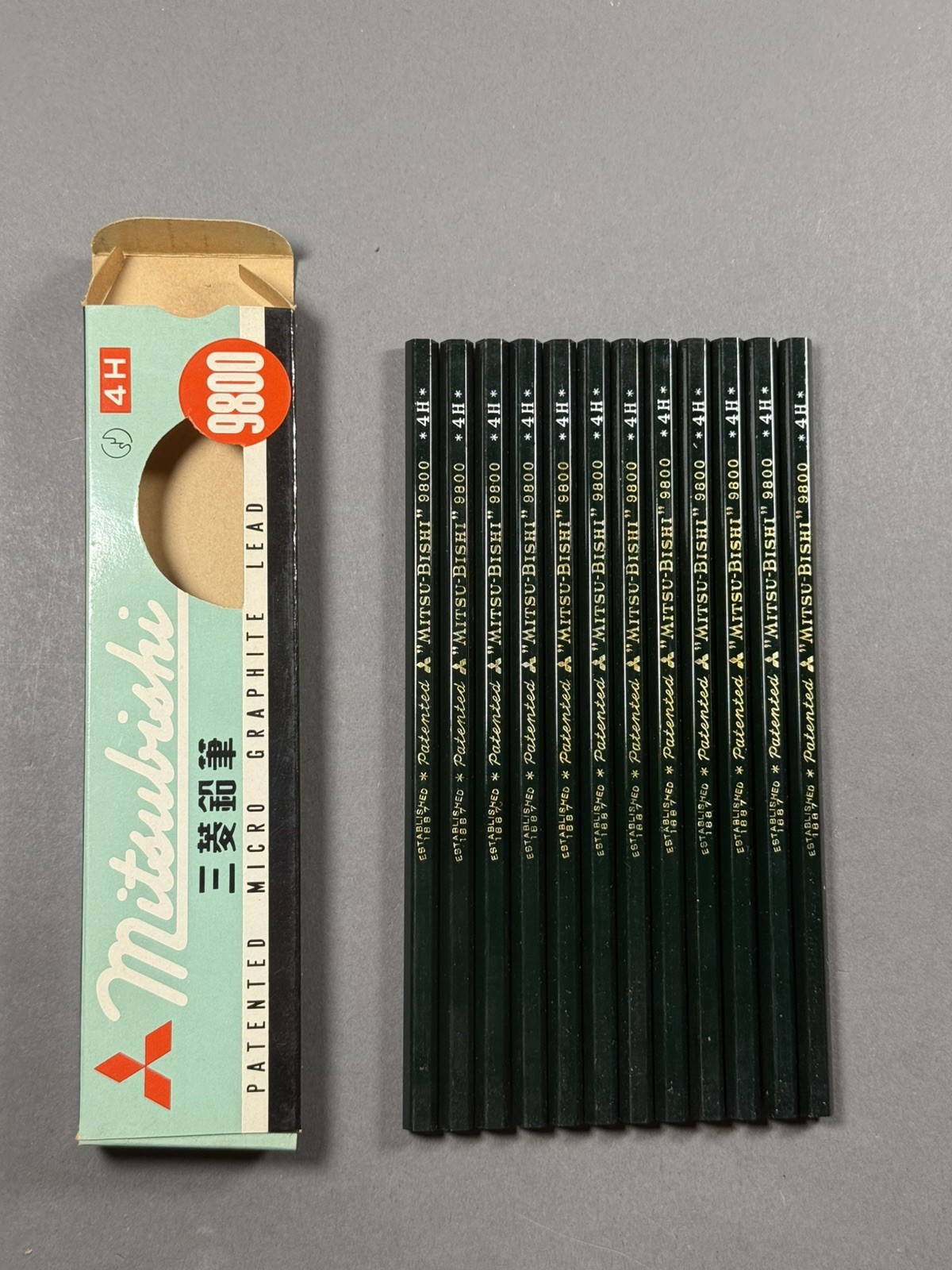 12 Japanese Vintage Pencil Mitsubishi 9800 4H JIS 
