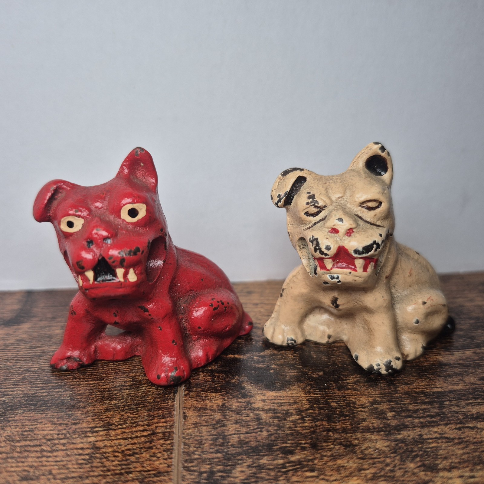 Lot 2 Vintage 1933 Chicago Worlds Fair Cast Iron Red & White Dog Pencil Holder Lot 2 Vintage 1933 Chicago Worlds Fair Cast Iron Red & White Dog Pencil Holder