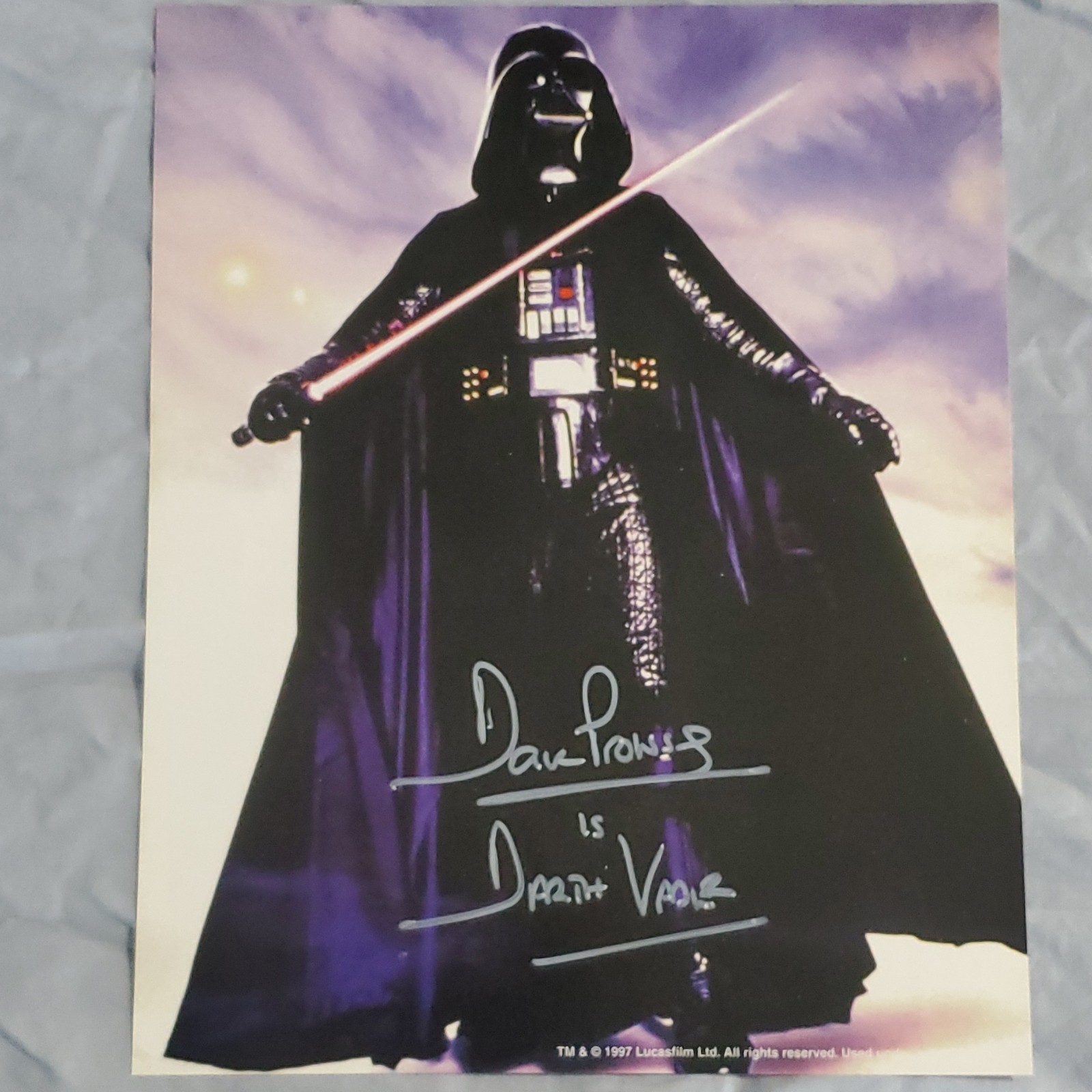 Dave Prowse Signed Darth Vader Star Wars Photo 1997 Lucasfilm (NA) Dave Prowse Signed Darth Vader Star Wars Photo 1997 Lucasfilm (NA)