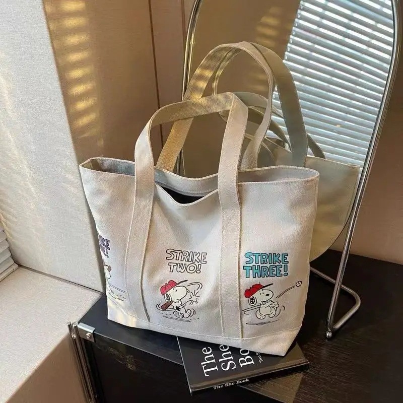 2025 New Starbucks Snoopy Tote Bag Shoulder Bag Grey/Khaki Color-Free Shipping 2025 New Starbucks Snoopy Tote Bag Shoulder Bag Grey/Khaki Color-Free Shipping