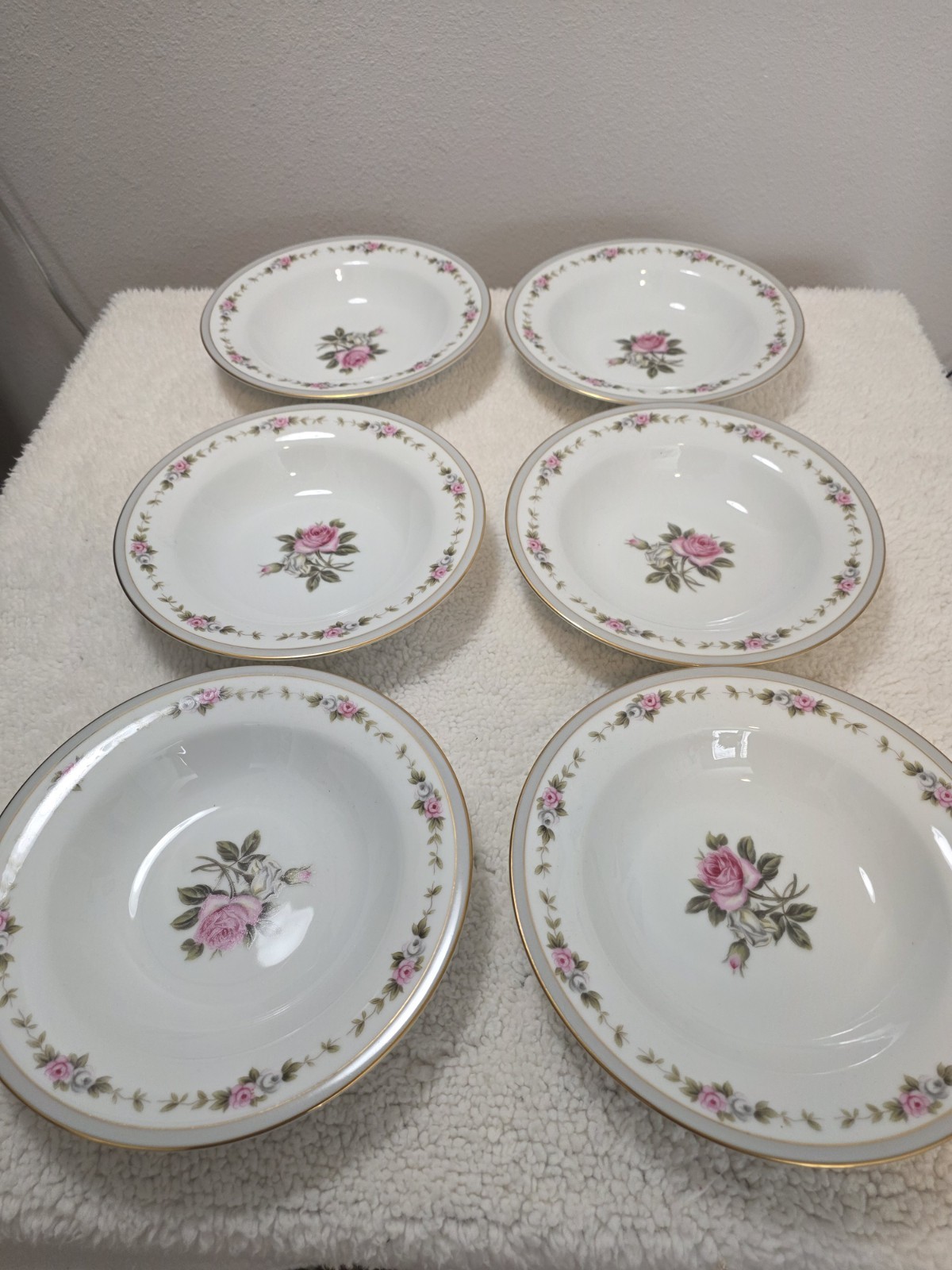 Vintage NORITAKE, Soup Bowls, 7.75 Vintage NORITAKE, Soup Bowls, 7.75
