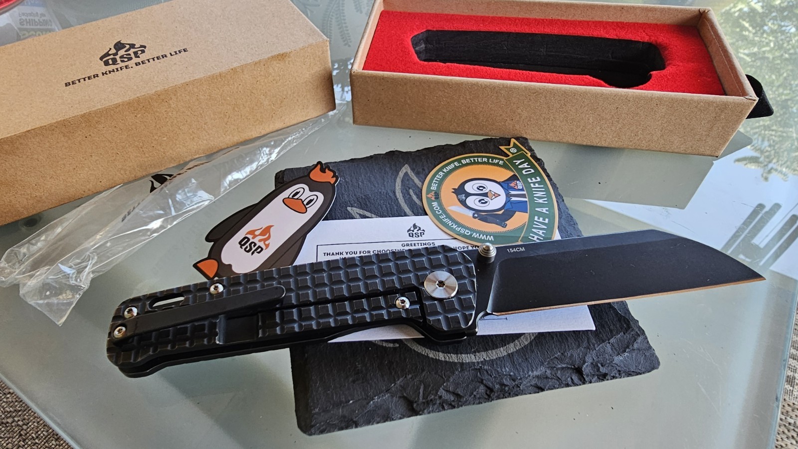 QSP Penguin Framelock Blk Frag Titanium